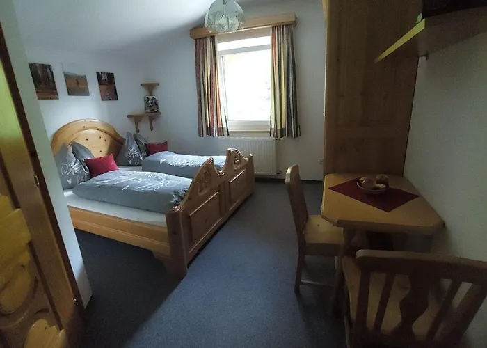Bed & Breakfast Biobauernhof Habersatter 3*